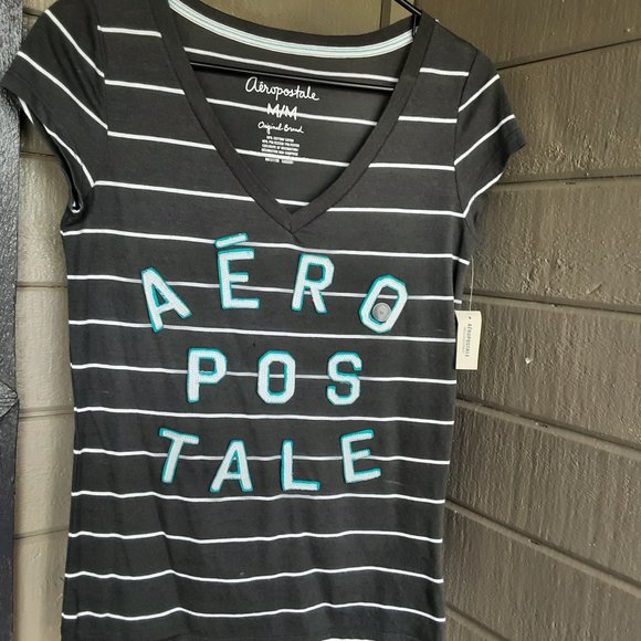 NWT Aeropostale gray t shirt with white stripes Size m - Picture 1 of 5